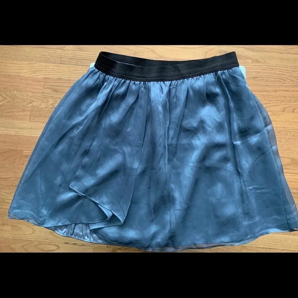 3 Medium Skirt Bundle -Express/Old Navy/Plastic Is - Picture 6 of 8